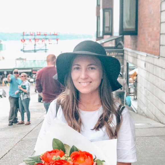 Black hat - Picture 2 of 2